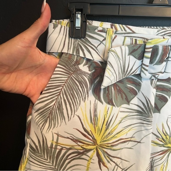 NWT love 83 Machine set preppy set  Size: L Color: white/ tropical print - Picture 8 of 12